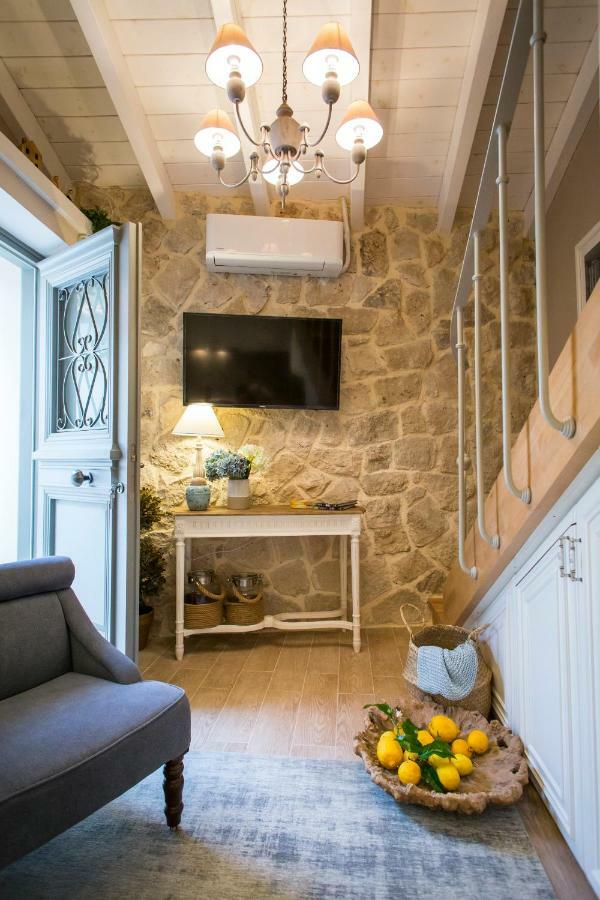 Lianelia Boutique Holiday home Argyrades